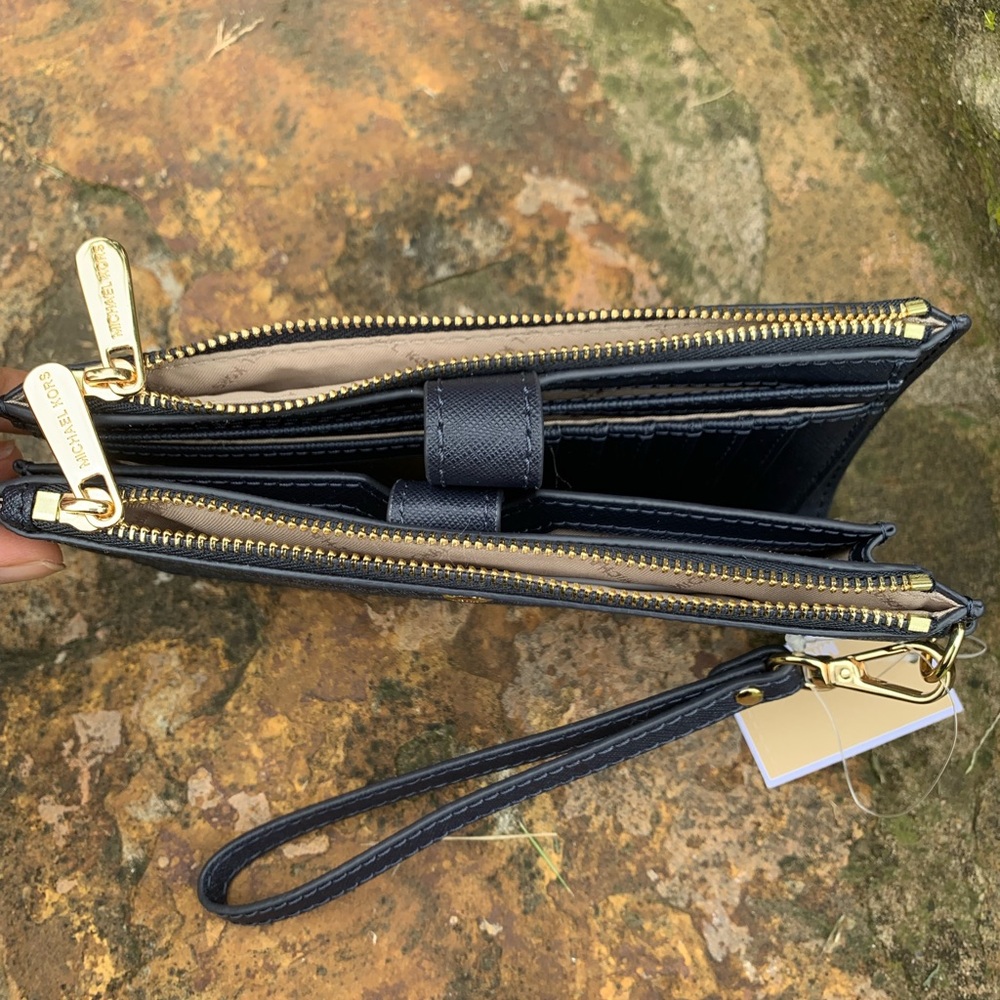 Michael Kors Admiral Double ZIP Wristlet NWT - Picture 6 of 6